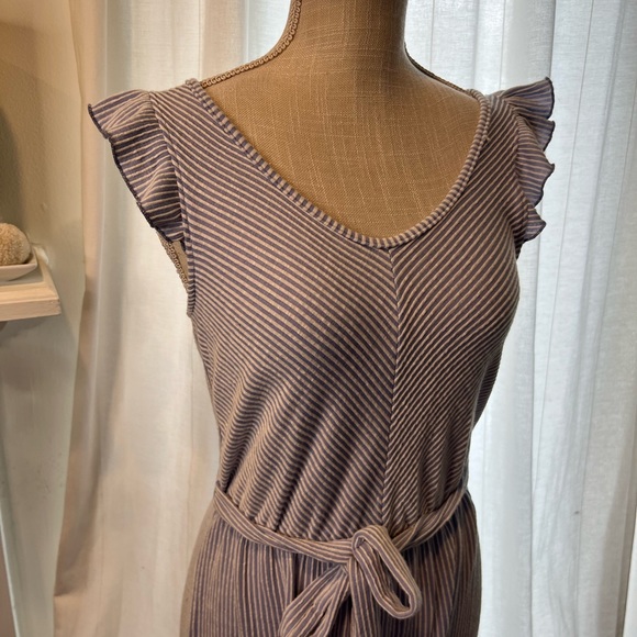 Anthropologie CAUTION TO THE WIND LUX SOFT STRETCH STRIPE JUMPSUIT Small - Picture 7 of 7